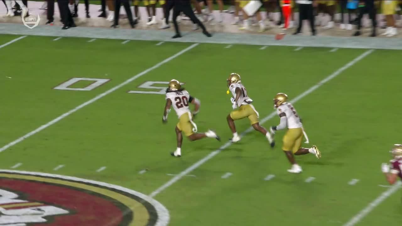 DJ Uiagalelei tosses an INT on 4th down