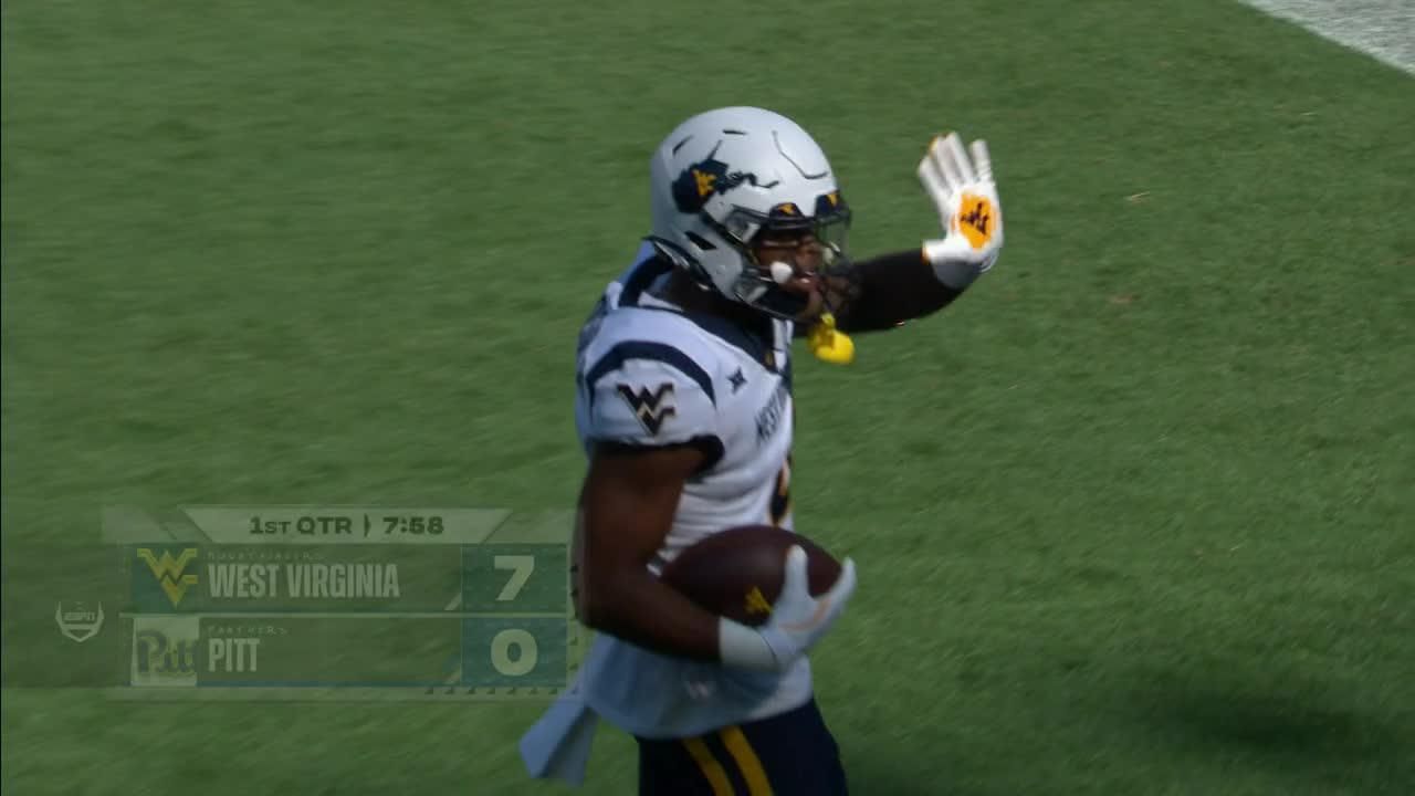 Garrett Greene finds a wide-open C.J. Donaldson for a West Virginia TD