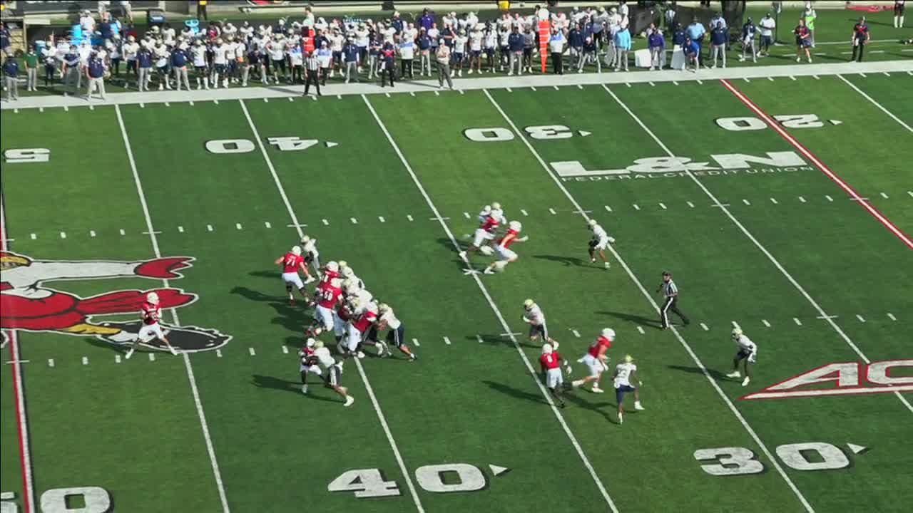 Tyler Shough throws 37-yard touchdown pass to Chris Bell