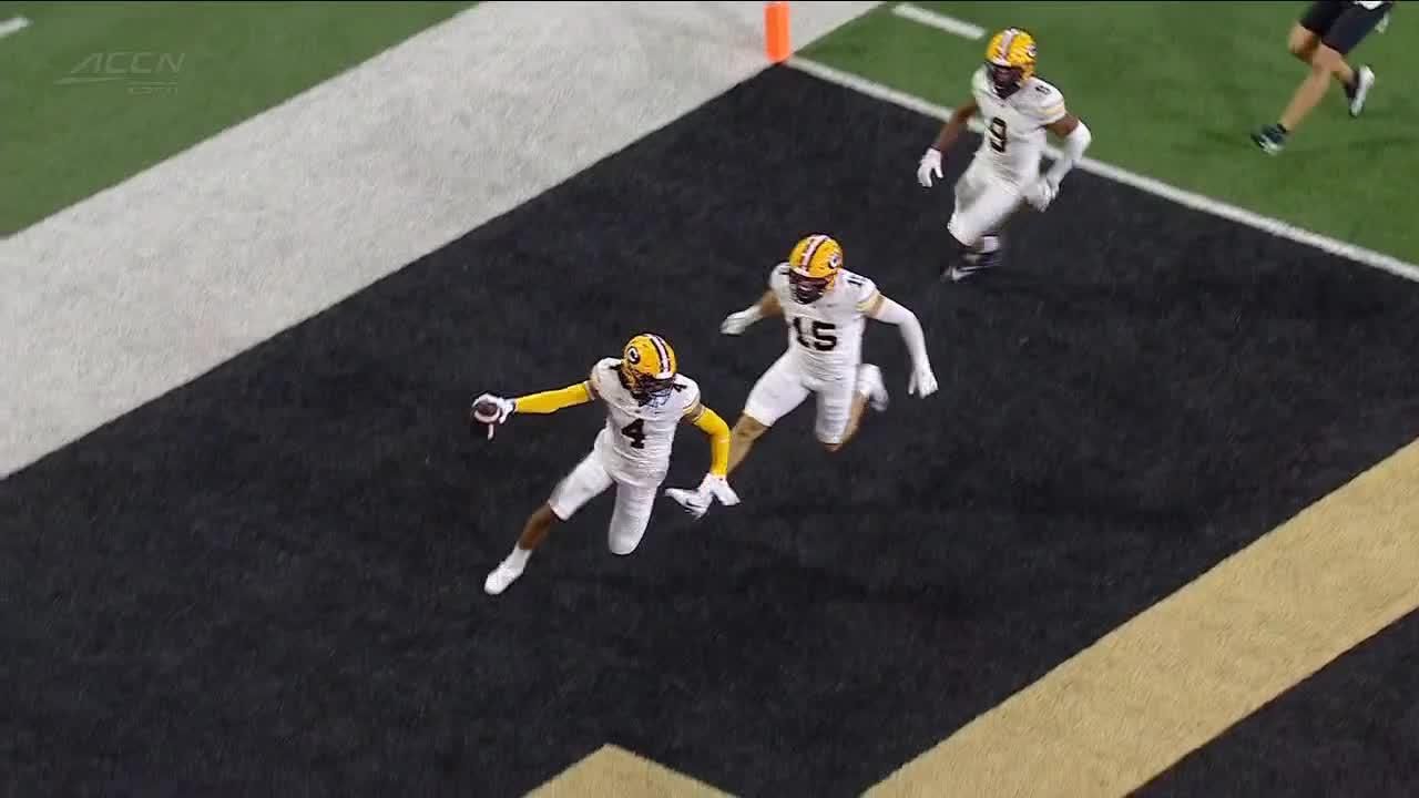 Touchdown! Miles Williams scores vs. Wake Forest