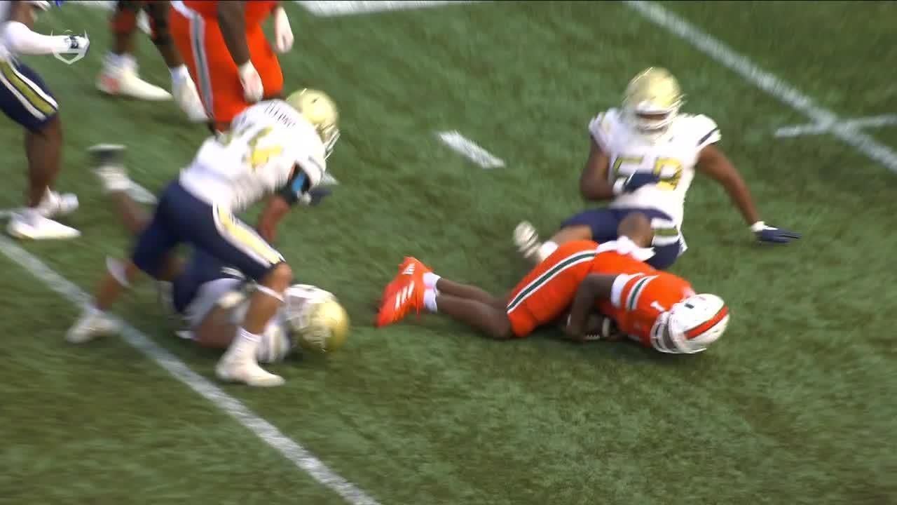 Georgia Tech swarms Cam Ward for sack on fourth down
