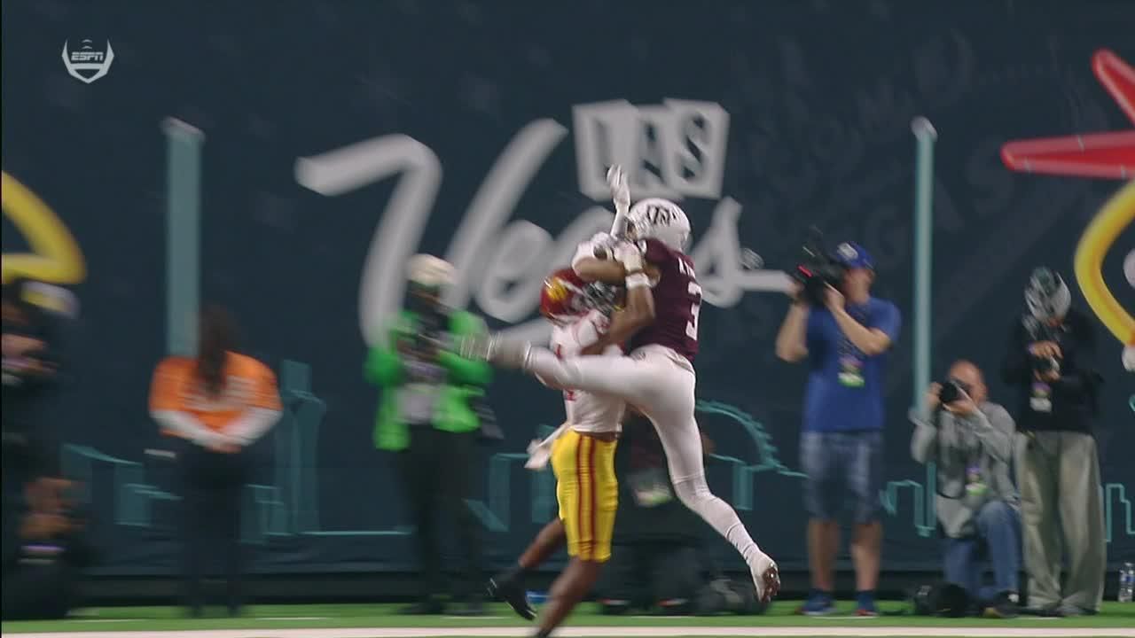 Noah Thomas completely 'Mosses' his defender for 2nd TD